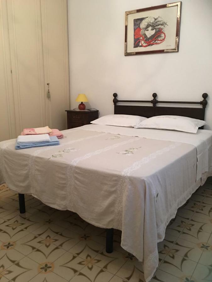 Casa Degli Zii Appartamento Letizia Luni ภายนอก รูปภาพ